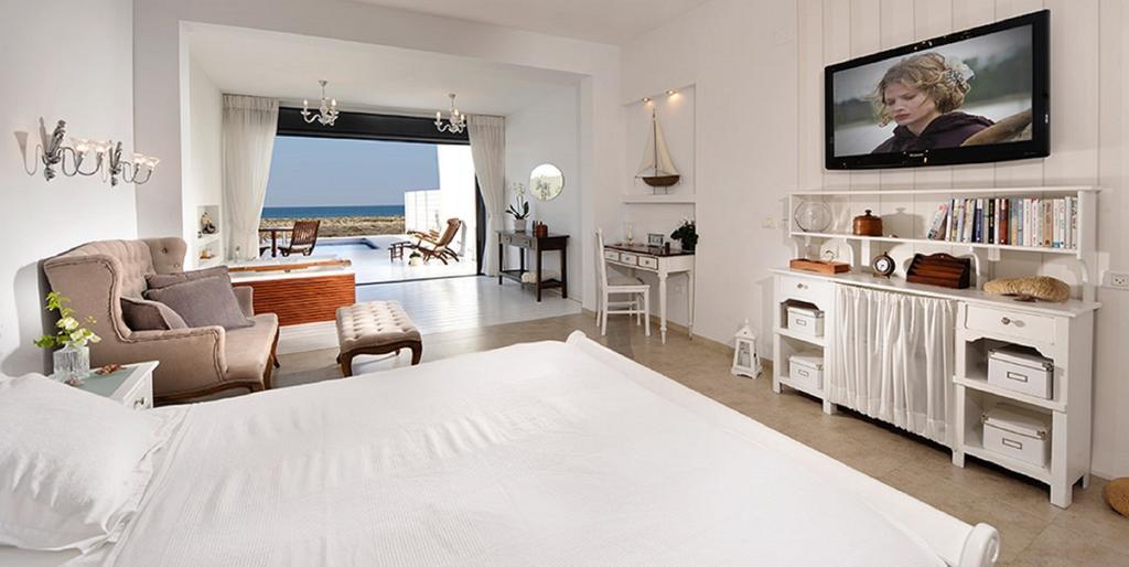 Yamim Suites On The Beach Шаве-Ціон Номер фото